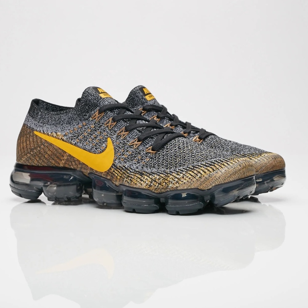 Men's Nike Air Vapormax Flyknit Bumblebee Grey Gold Shoes